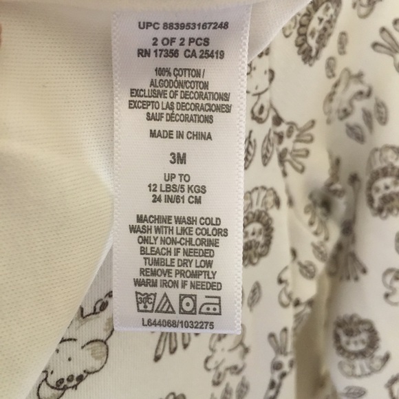 NWT Two Piece Baby Footies With Bib - Picture 7 of 7